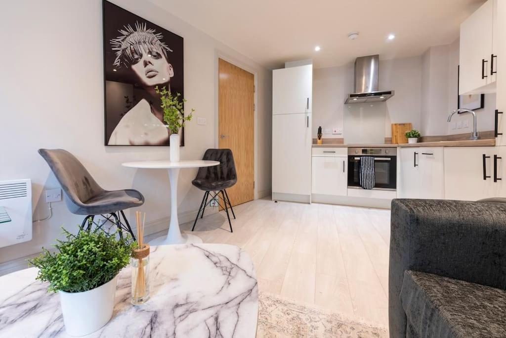 Harvey Nic'S & Designer Quarter 18 Ch Apartamento Leeds  Exterior foto
